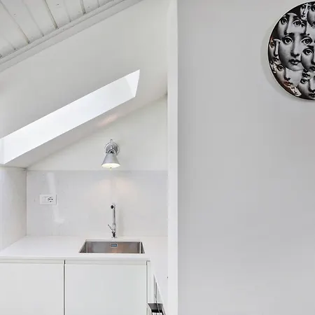 Luxury & Central Design By Wonderful Italy *